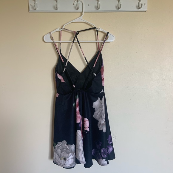 Trac floral pattern spaghetti strap summer dress - Picture 3 of 5